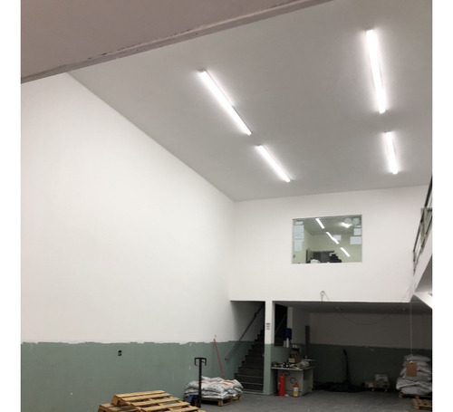 Prédio De 3 Andares Com Galpão Intermediário Comercial