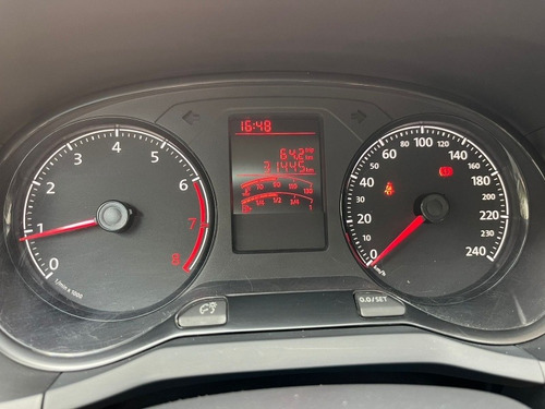Imagen 5 de 18 de Volkswagen Gol Trend 2020 1.6 Trendline 101cv