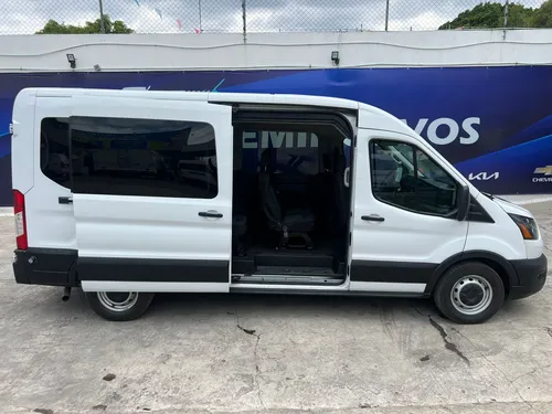 Ford Transit 3.8 Gasolina Bus 15 Pasajeros At