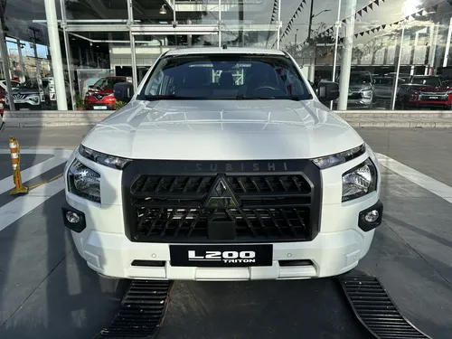 Mitsubishi L200 2.4 Glx Plus 4X4