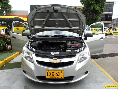 Imagen 11 de 25 de Chevrolet Sail Ls