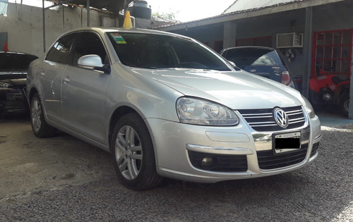 Volkswagen Vento 2.5 Advance Tiptronic 170cv