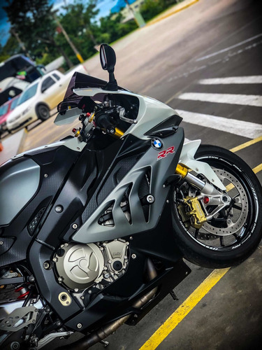 Imagem 1 de 2 de Bmw S1000rr
