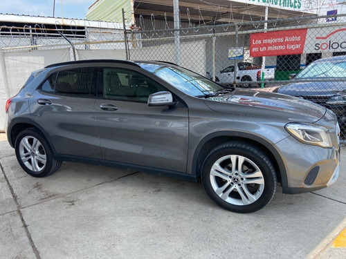 Imagen 10 de 15 de Mercedes Benz Gla 200 2019