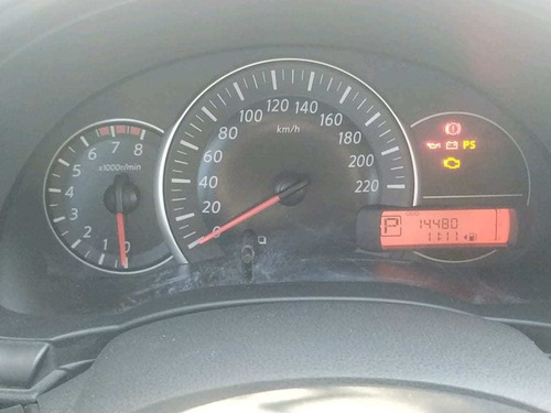 Imagem 8 de 9 de Nissan March Sl 1.6 16v Cvt Flexstart