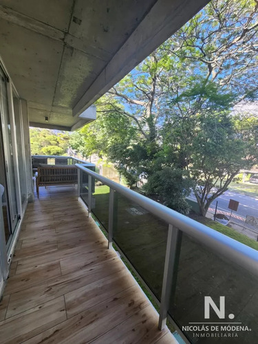 Apartamento En Venta De 2 Dormitorio En Edificio Mansa Inn , Punta Del Este , Playa Mansa