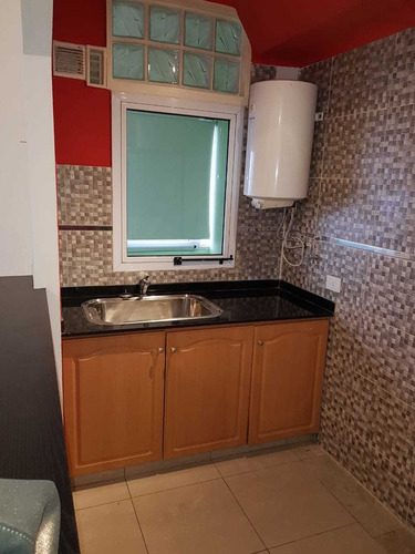 Imagen 2 de 9 de Venta De Departamento De Tres Ambientes En Avellaneda