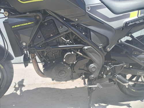 Imagen 11 de 13 de Benelli Leoncino 250 Modelo 2021