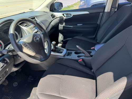 Nissan Sentra 2.0 Advance