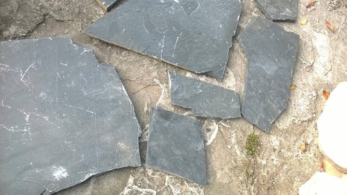 Imagen 3 de 6 de Piedra Laja Negra Irregular