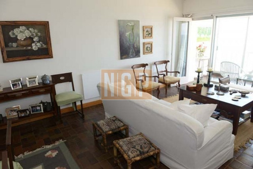 Apartamento En Peninsula, 4 Dormitorios -ref:14331