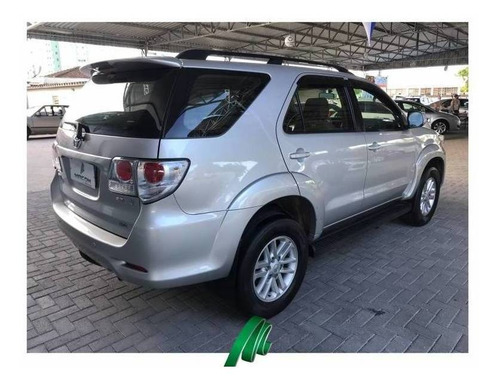 Imagem 10 de 11 de Toyota Hilux Sw4 Sr 4x2 2.7 16v
