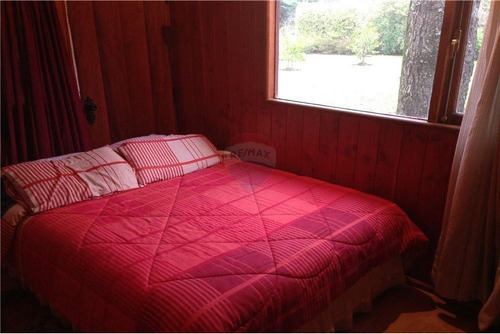 Imagen 17 de 30 de Remax Vende Casa Y Galpón Muy Céntrico En Pucón.
