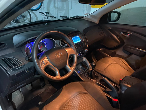 Hermosa Hyundai Tucson Ix35 Gl, Excelente Estado, Mod 2015