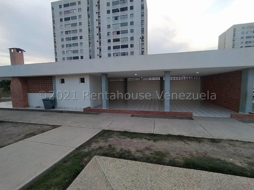 Imagen 14 de 30 de Apartamentos En Venta En Altavista Barquisimeto , Lara 22-5857 Romer Gonzalez Asesor Inmobiliario Renta House