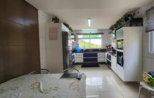 Casa Aconchegante E Moderna Em Condomínio Fechado