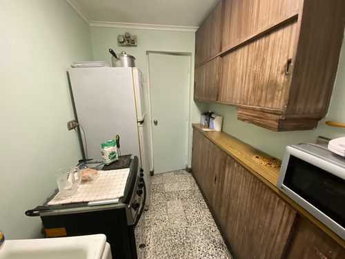Perfecta Para Remodelación Calle Montenegro