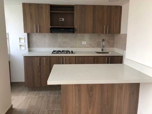 Imagen 2 de 10 de Venta De Apartamento En Sabaneta