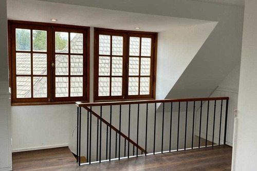 Amplia Casa En Huechuraba Remodelada (99787)