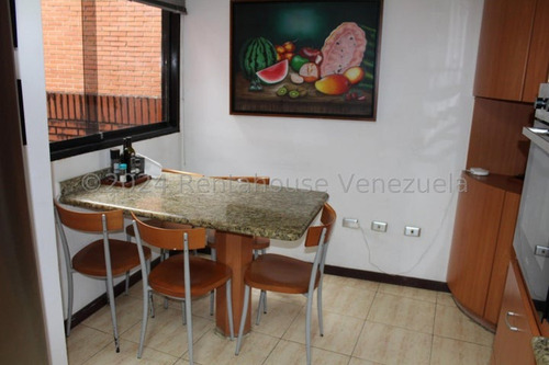 Precioso Y Amplio Tonwhouse En Venta En La Boyera. #25-20083