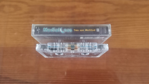 Medialunas - Tres Son Multitud - Cassette (nuevo)