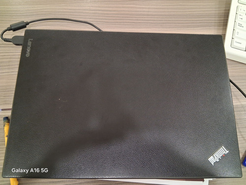 Laptop Lenovo 16g En Ram Ssd De 1 Tb Como Nueva Negro (Usado)