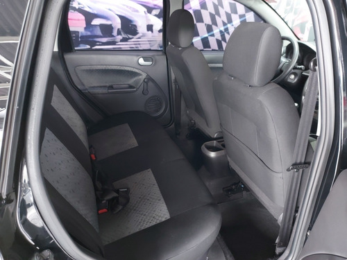 Ford Fiesta 1.6 Rocam Se Flex 5p 2014