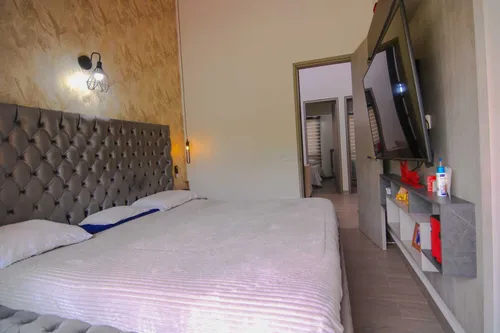 Casa En Venta En Alameda Del Norte. Cod V12928