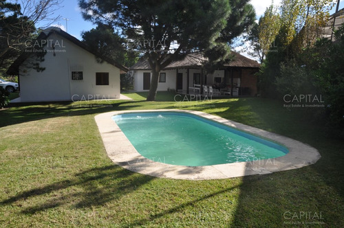 Imagen 2 de 23 de Casa De Tres Dormitorios A Metros Del Mar - Tio Tom