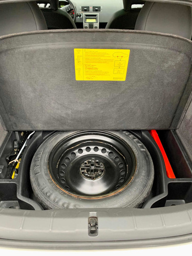 Imagen 15 de 16 de Volvo C30 2.4l Mt