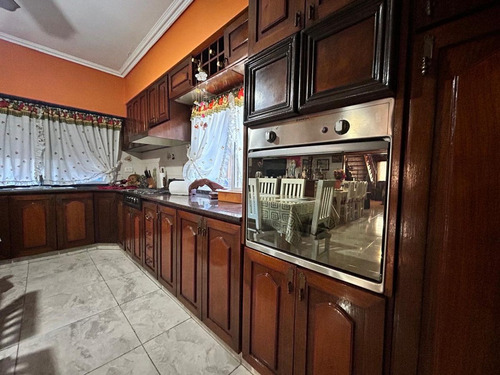 Casa En Venta 6 Ambientes En Longchamps