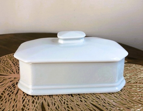 Imagem 4 de 5 de Porta Joia De Porcelana 10x18cm