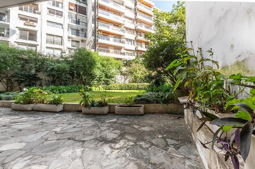 Plaza Carlos Pellegrini. Jardín Y Cochera. 3 Ambientes