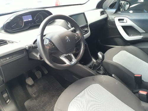 Peugeot 208 Allure 1.5 N 2014 Touchscreen Unica Mano 31000km