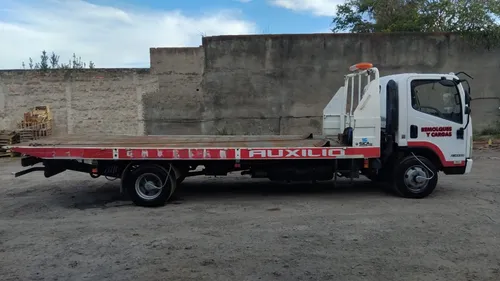 Camión Plancha Auxilio Mecánico Casi Sin Uso. Sica