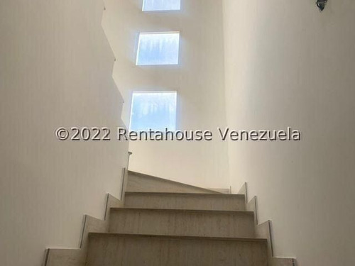 Imagen 11 de 16 de Townhouse En Venta, Puerta Maraven, Punto Fijo.