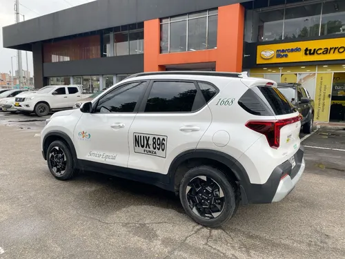 Kia Sonet 1.5 Vibrant Mt