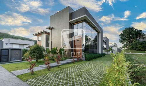 Imagem 1 de 15 de Casa 4 Suítes A Venda Em Balneário Camboriú - Alto Padrão - 6114
