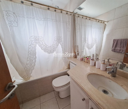 Casa Venta De 4 Dorm., Condominio, Wenlock School Las Condes