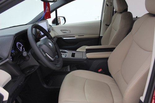 Imagen 12 de 15 de Toyota Sienna Xle Piel