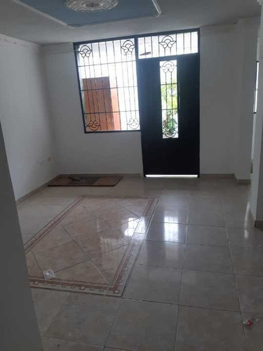 Casa Cerca A La Universidad Del Área Andina En Valledupar. 06mpc