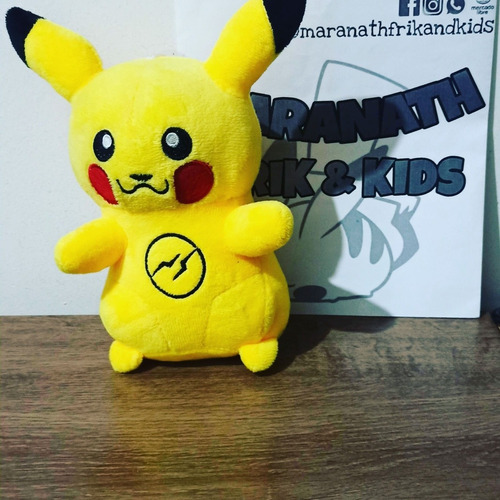 Peluche De Pikachu 