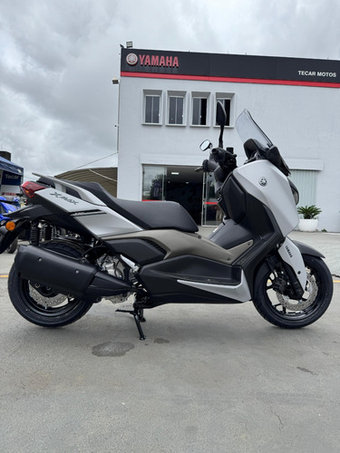 Nova Xmax Abs Connected 25/25 + Emplacamento!!