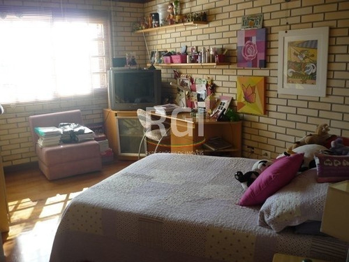 Casa Em Tristeza Com 3 Dormitórios - Mi9980