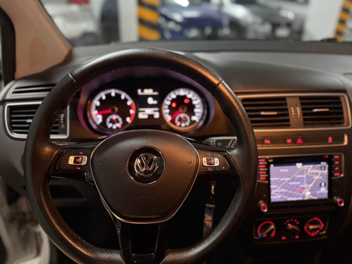 Volkswagen Suran 1.6 Highline Msi 110cv
