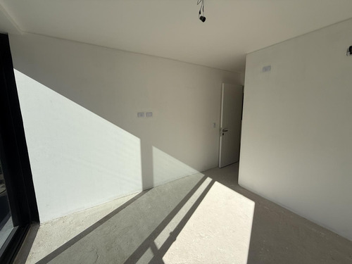Venta Departamento 2 Ambientes En Puerto Madero