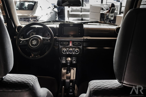 Suzuki Jimny 1.5 Glx At
