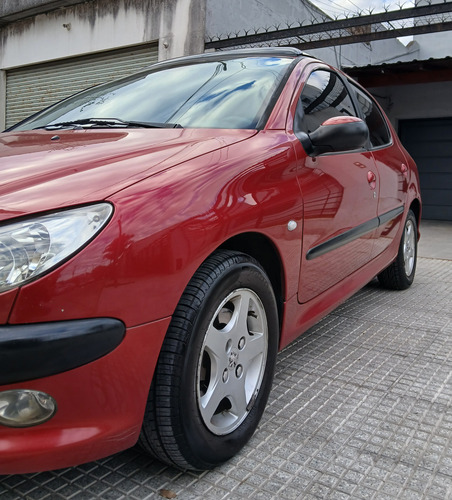 Peugeot 206 1.6 Xt Premium