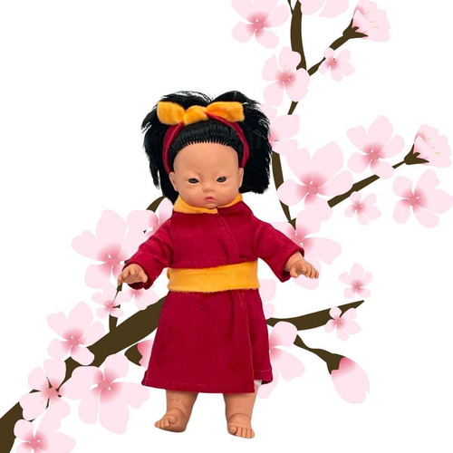 Boneca Oriental Akemi Com Kimono