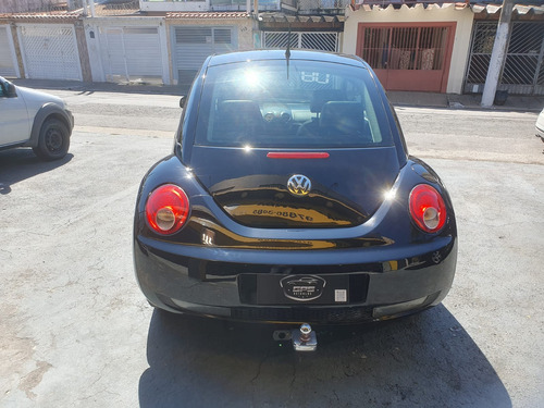 Volkswagen New Beetle 2.0 3p Automática